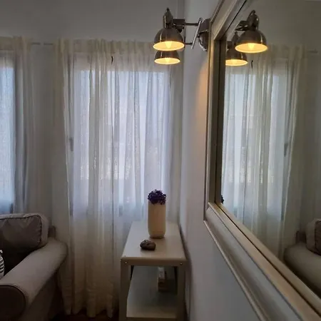 Bel Air Surf Escape Apartment