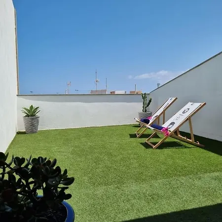 Bel Air Surf Escape Apartment